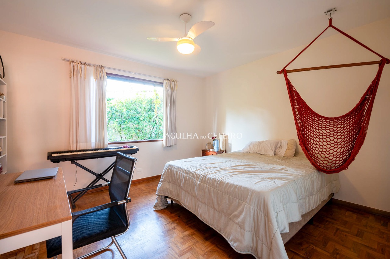 casa-espacosa-e-cheia-de-charme-a-venda-na-vila-madalena-19331-11