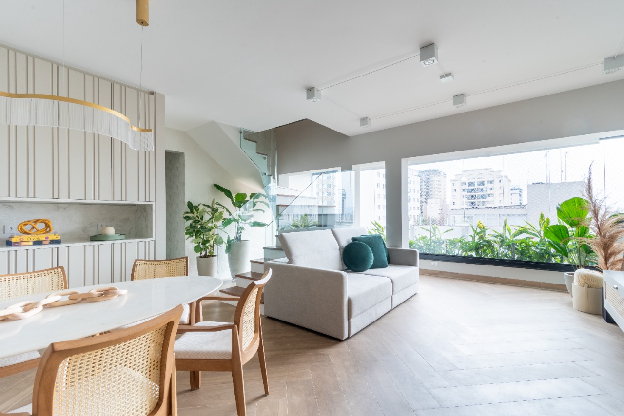 Design, estilo e conforto: Cobertura Duplex moderno com reforma impecável. – 19833