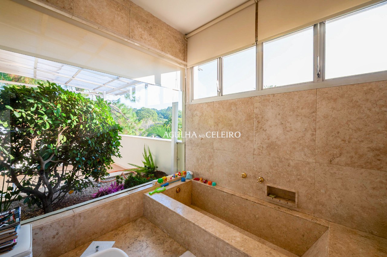 Casa com vista para o verde à venda no Jardim Guedala – 19801 - imovel-40162-25