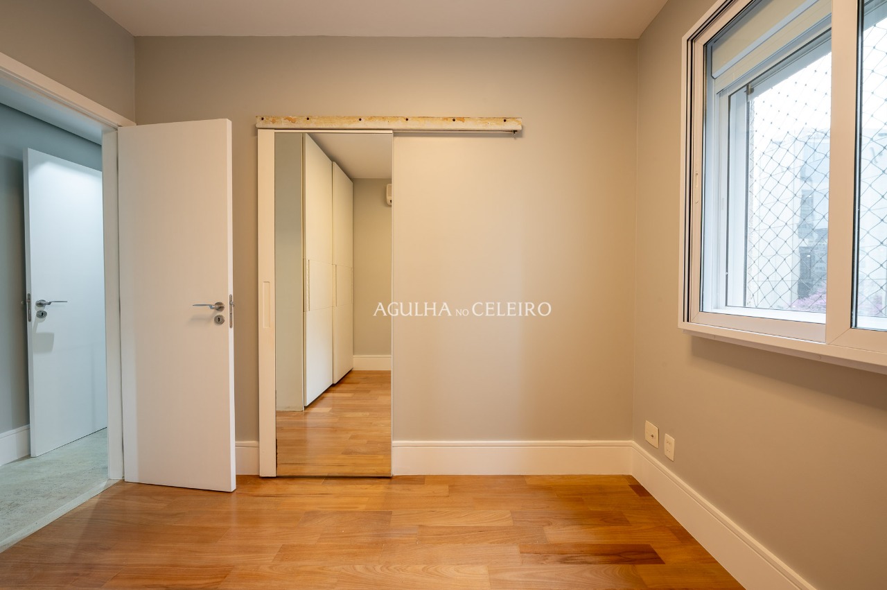 apartamento-espacoso-e-com-varanda-gourmet-para-alugar-na-vila-olimpia-ap1054-11