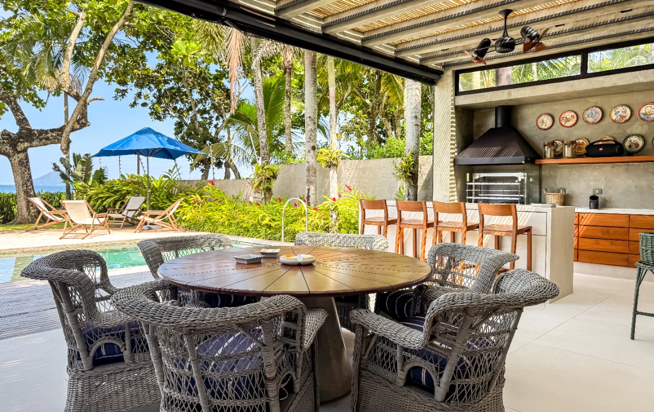 casa-maravilhosa-iluminada-com-piscina-e-area-gourmet-de-frente-para-o-mar-na-praia-de-juquehy-19949-3
