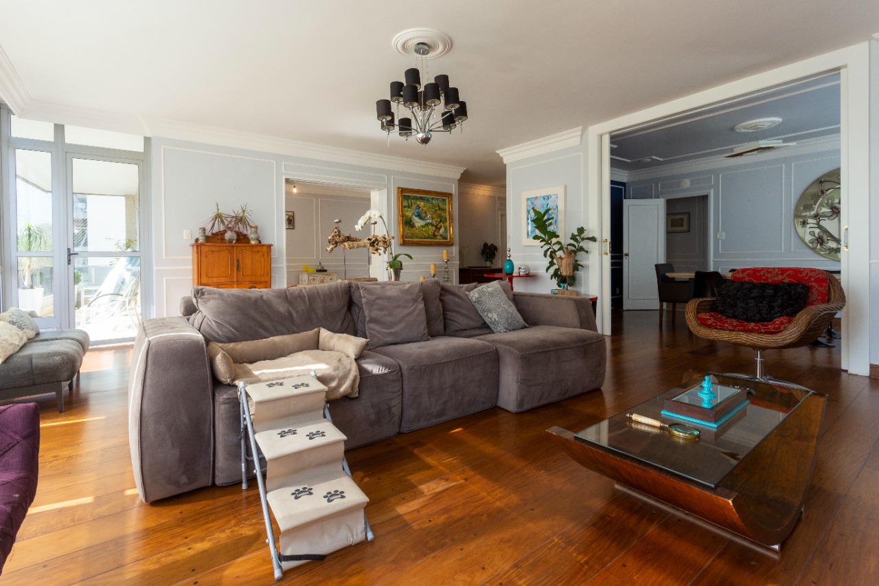 Apartamento com reforma completa à venda no Jardim América – 10053
