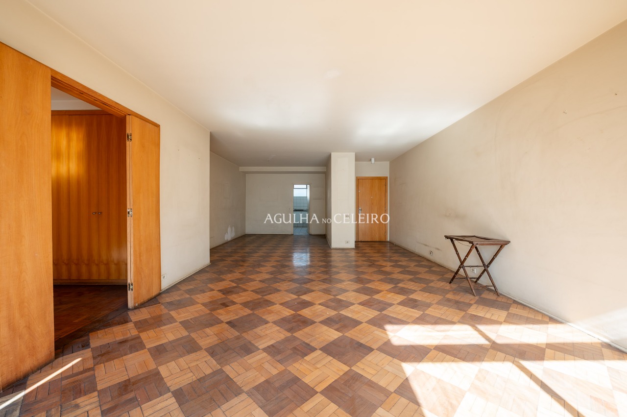 apartamento-espacoso-e-com-muita-luz-natural-a-venda-no-jardim-america-20178-3