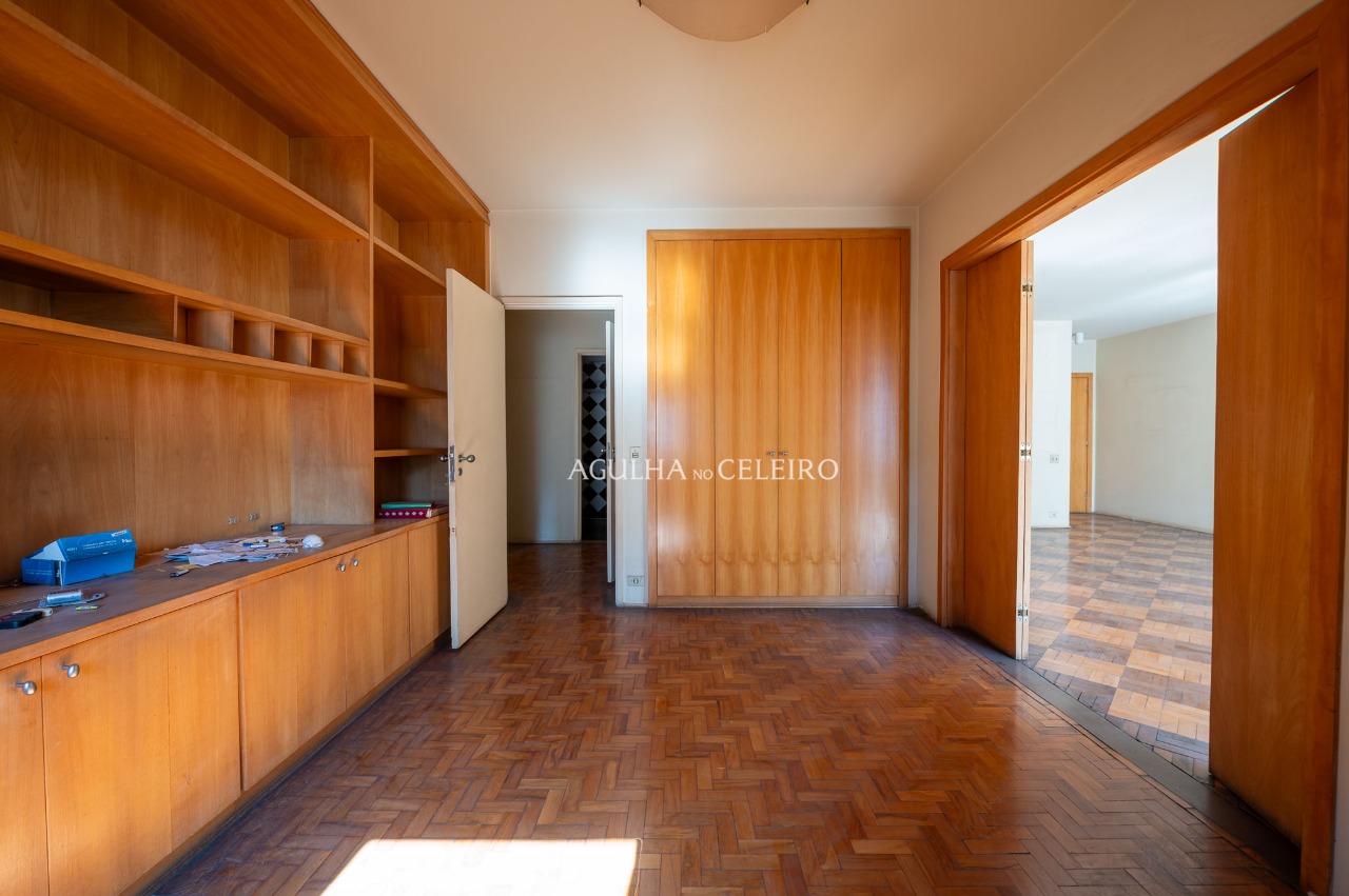 apartamento-espacoso-e-com-muita-luz-natural-a-venda-no-jardim-america-20178-4