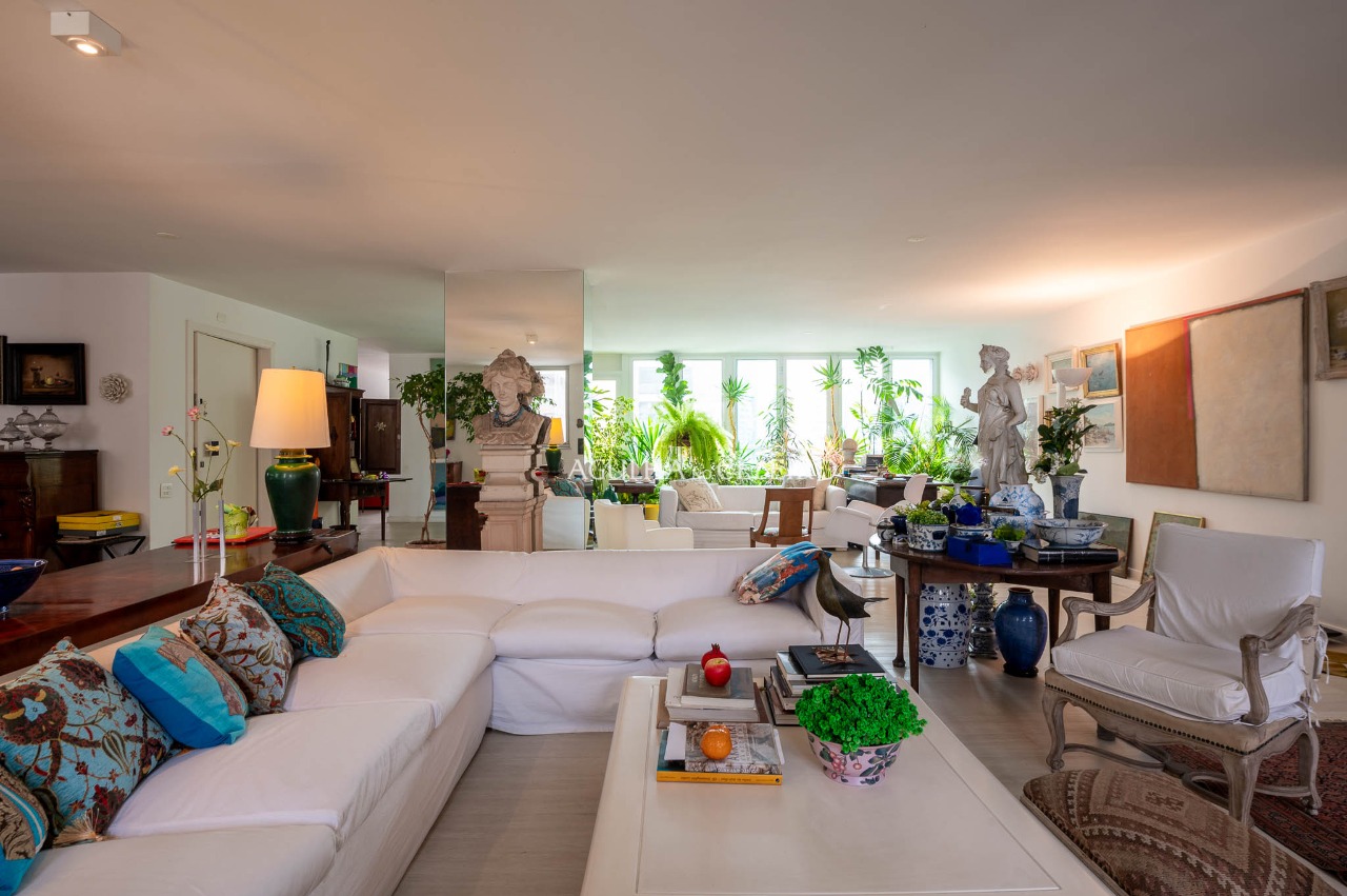 Apartamento à venda no Jardim América – 20181