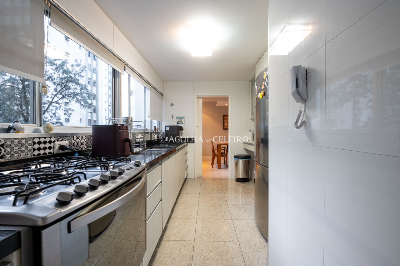 apartamento-no-paraiso-seu-novo-lar-com-espaco-luz-natural-e-versatilidade-14277-13