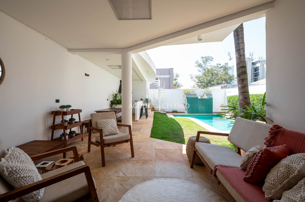 casa-moderna-pe-direito-alto-e-ambientes-espacosos-a-venda-no-campo-belo-20334-7