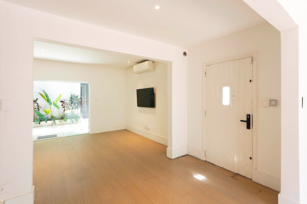 Casa à venda e locação no Jardim Paulistano – 12963