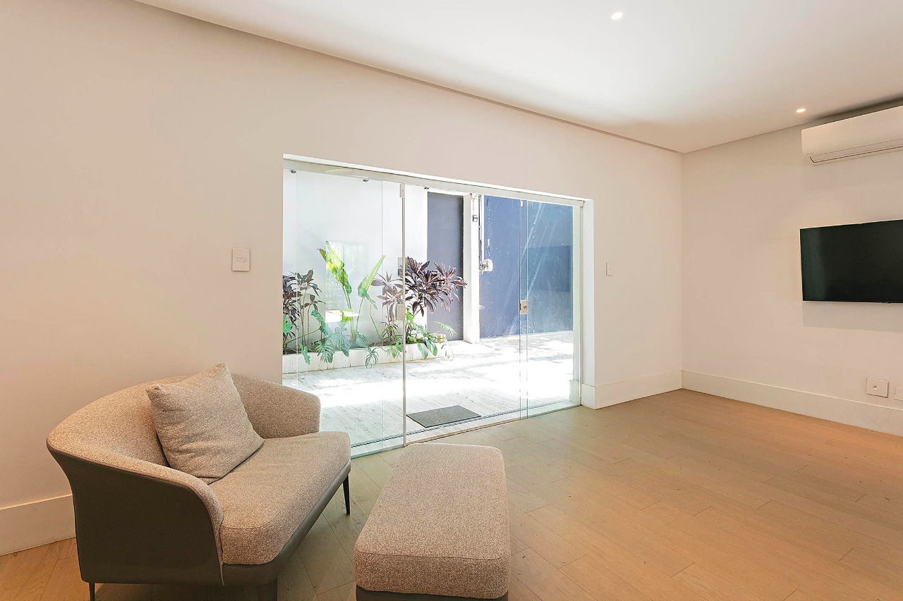 Casa à venda e locação no Jardim Paulistano – 12963