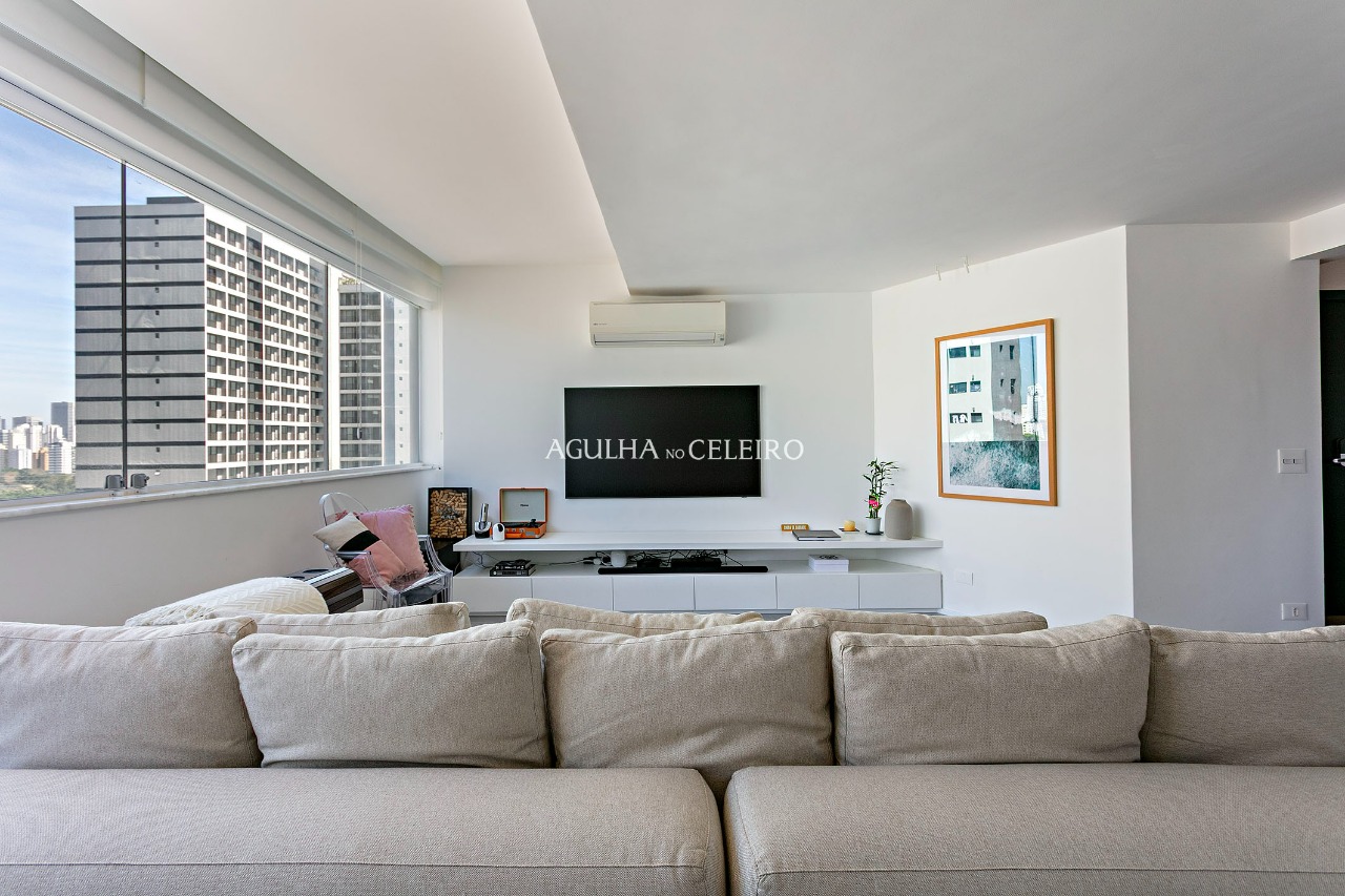 Cobertura com reforma cuidadosa à venda na Vila Olímpia! – 20279 - _MWR4045