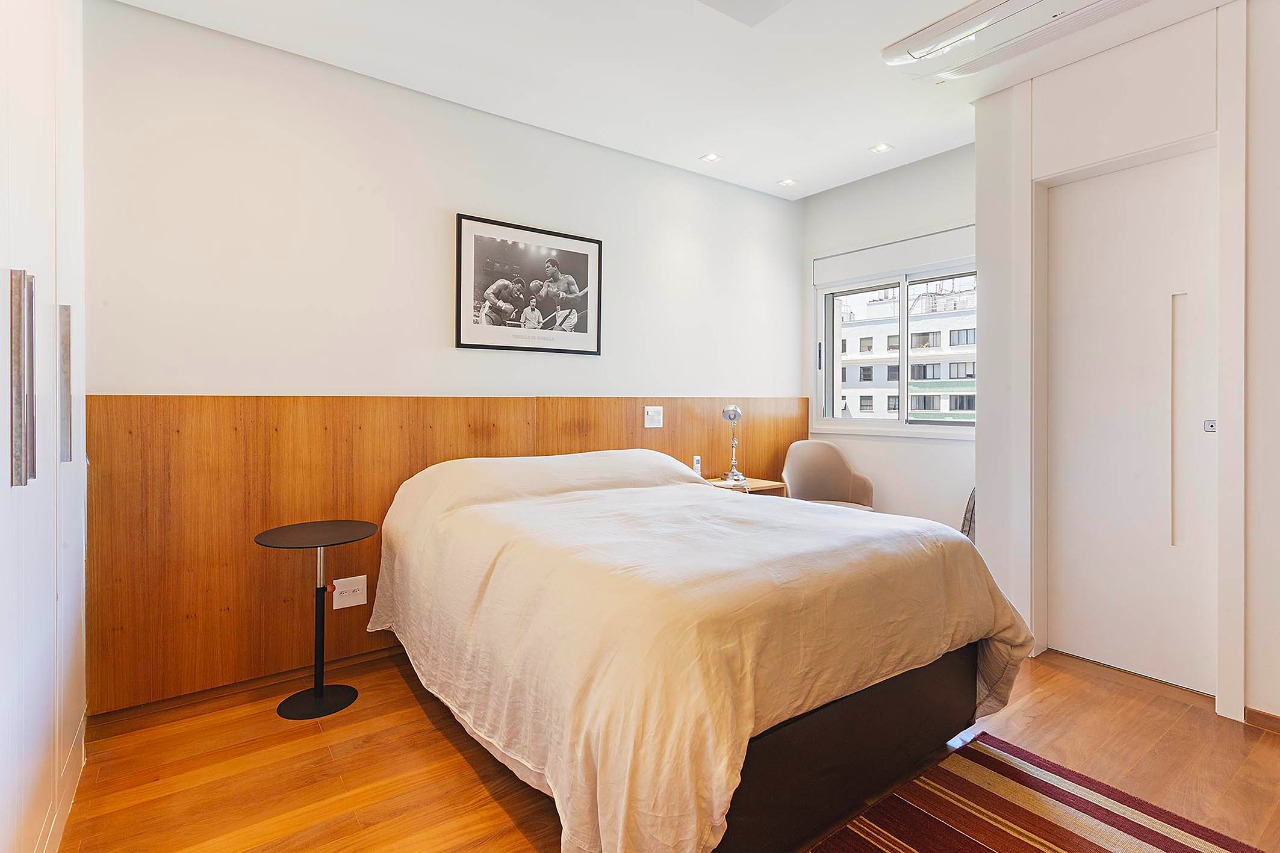 Apartamento lindo e recém-reformado à venda no Itaim Bibi. – AP1074