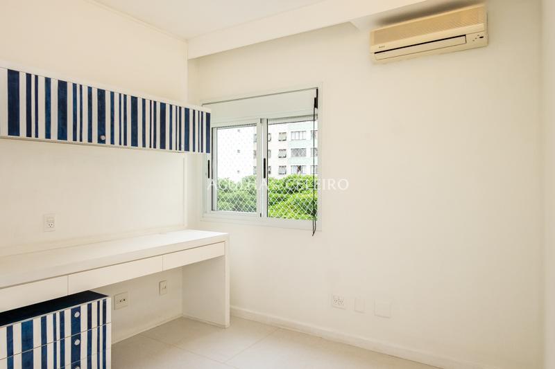 Para quem busca tranquilidade apartamento alto padrão impecável. – AP6560
