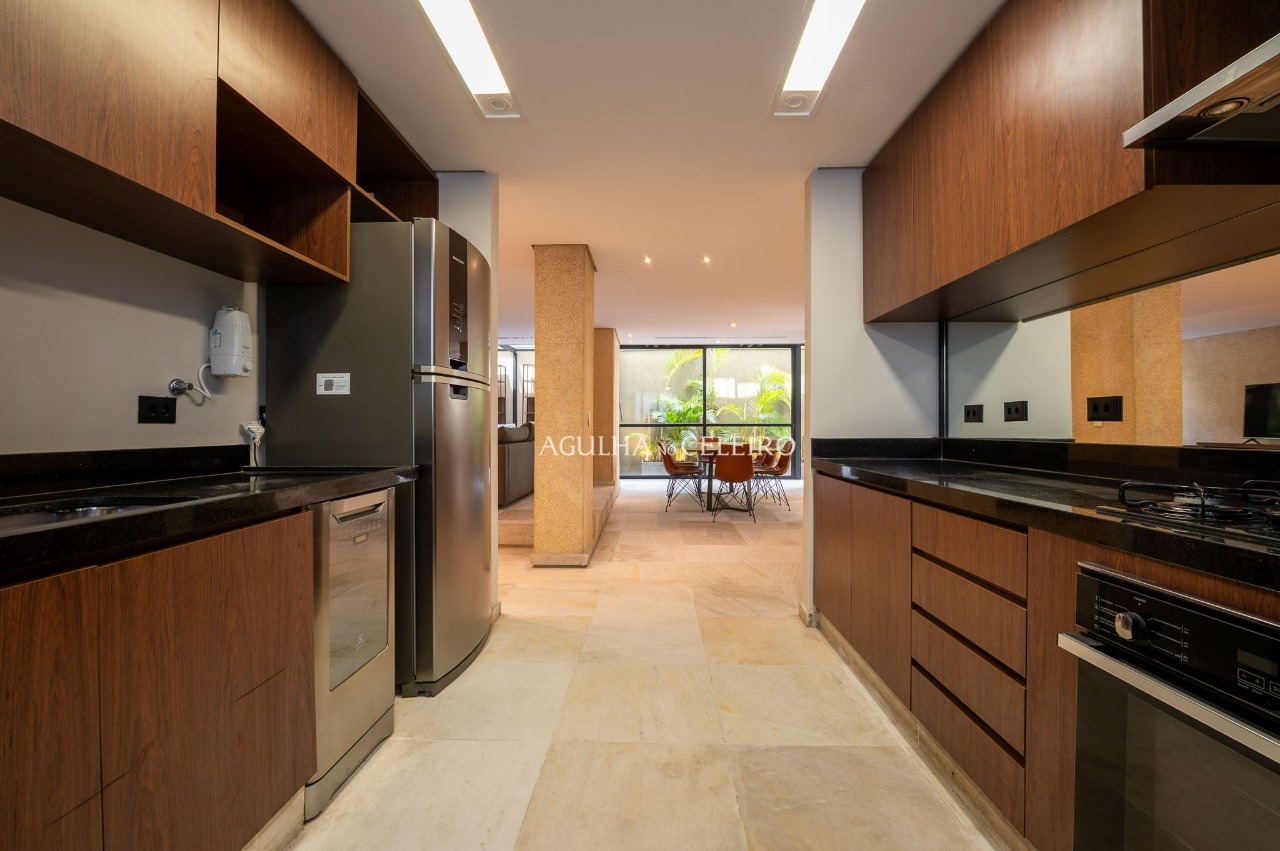 Apartamento raro em bela localização no Jardim América. – AP6953