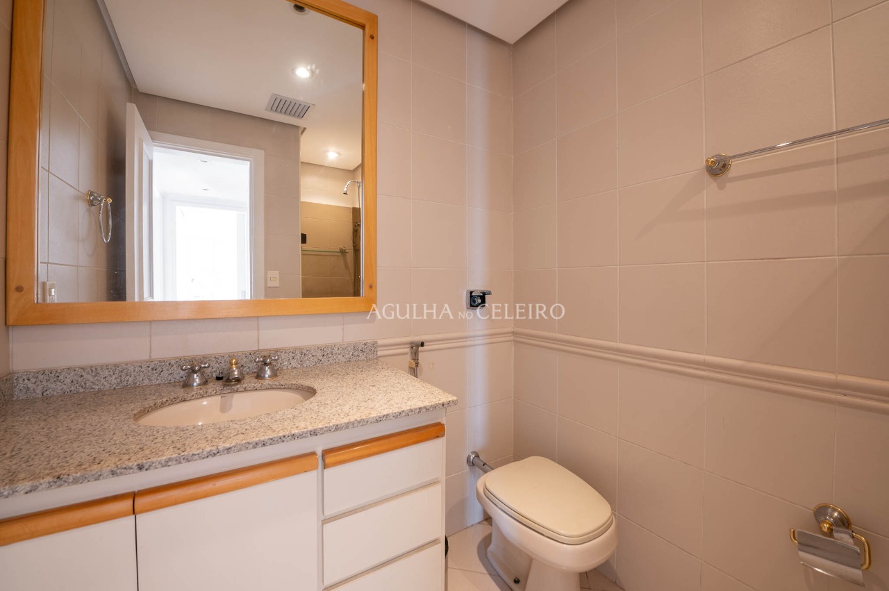 Uma cobertura duplex com vista maravilhosa à venda em Pinheiros. – 10082