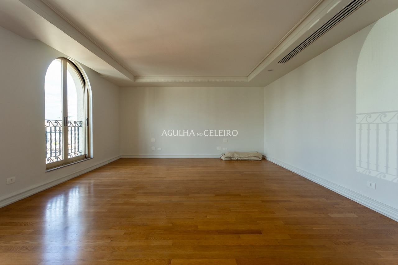 Cobertura ampla de estilo clássico e arquitetura imponente à venda no Jardim América – 13159 - _MG_5302