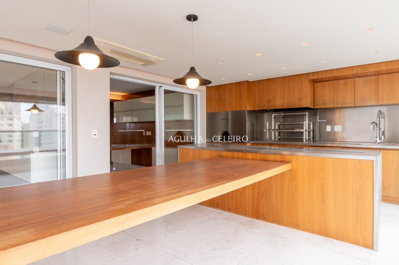 Apartamento Sofisticado à Venda em Moema – 14866