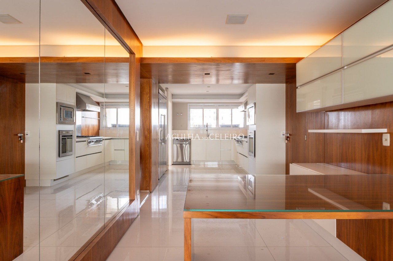 Apartamento Sofisticado à Venda em Moema – 14866