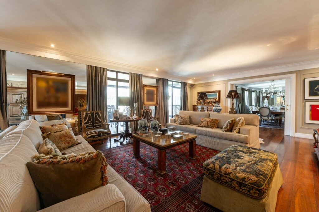 Apartamento espaçoso e confortável à venda no Itaim Bibi – 19749