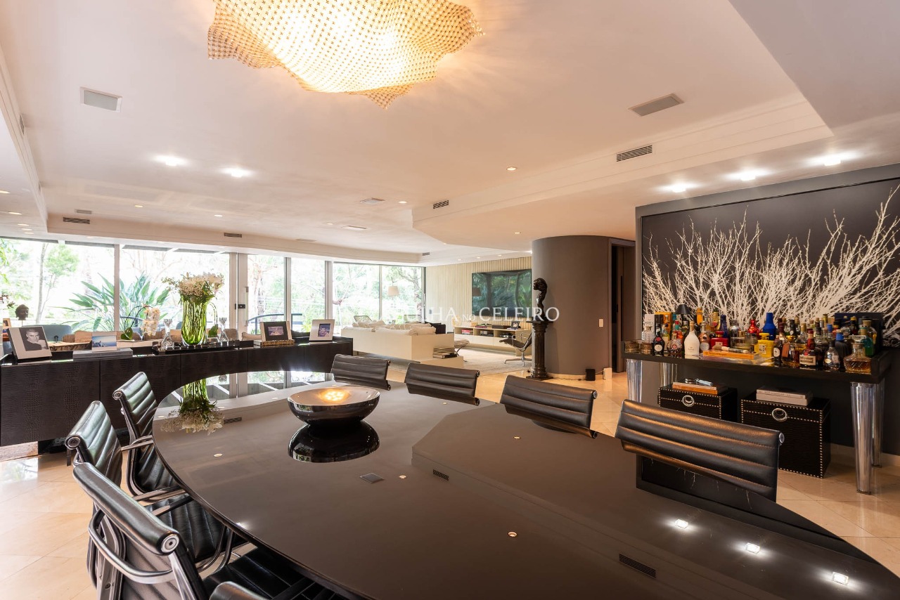 Casa em condomínio à venda no Jardim Guedala. – 20552