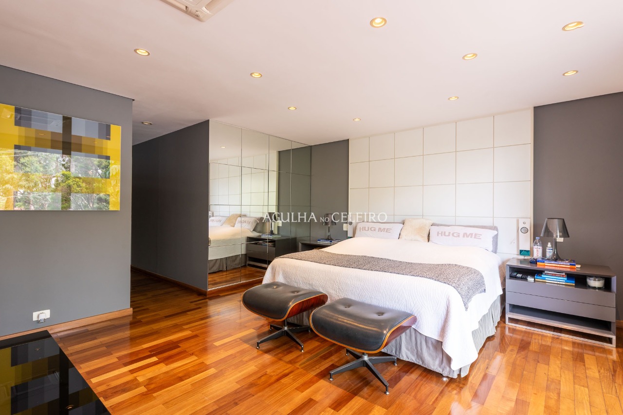 Casa em condomínio à venda no Jardim Guedala. – 20552