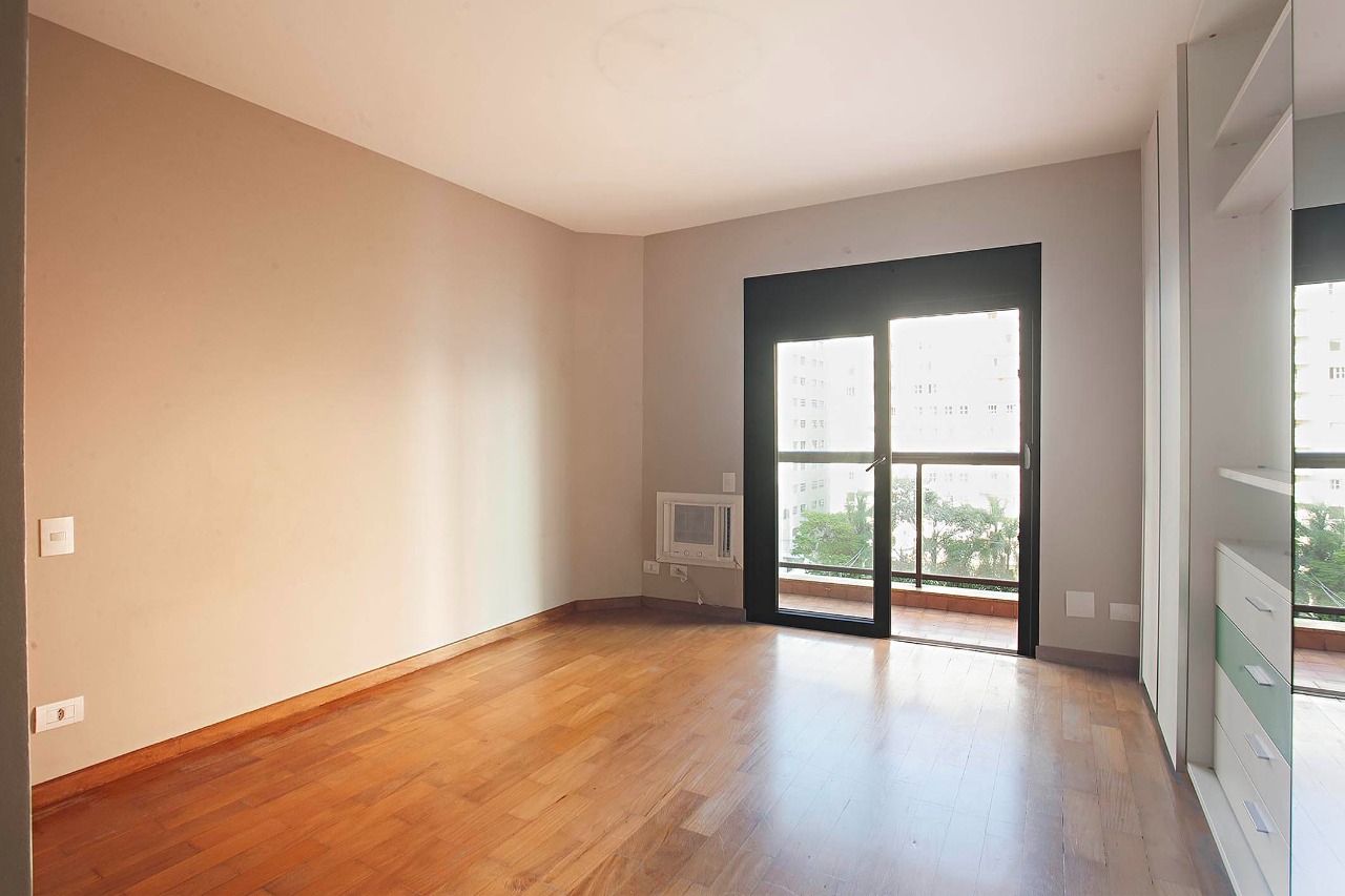 Cobertura triplex à venda no Itaim Bibi. – 20553