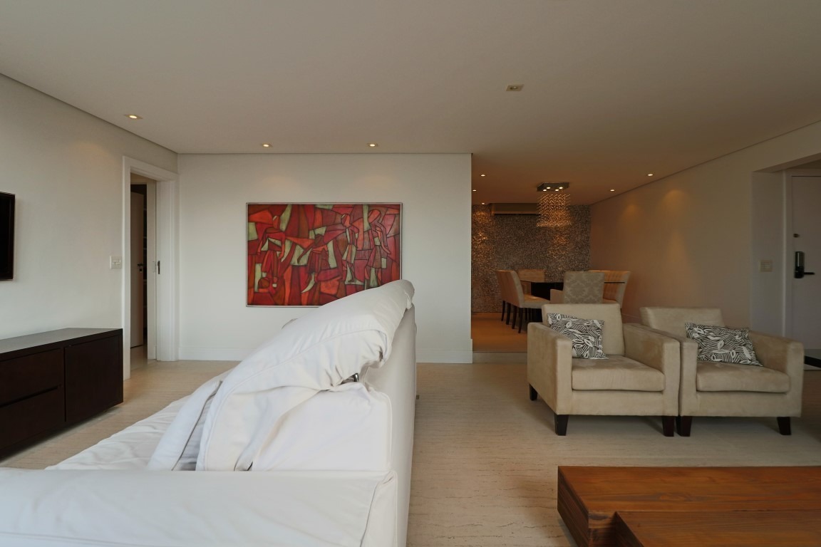 Apartamento mobiliado para locação, com vista privilegiada. – 20555
