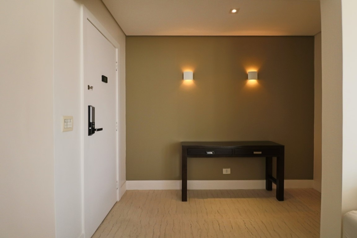 Apartamento mobiliado para locação, com vista privilegiada. – 20555