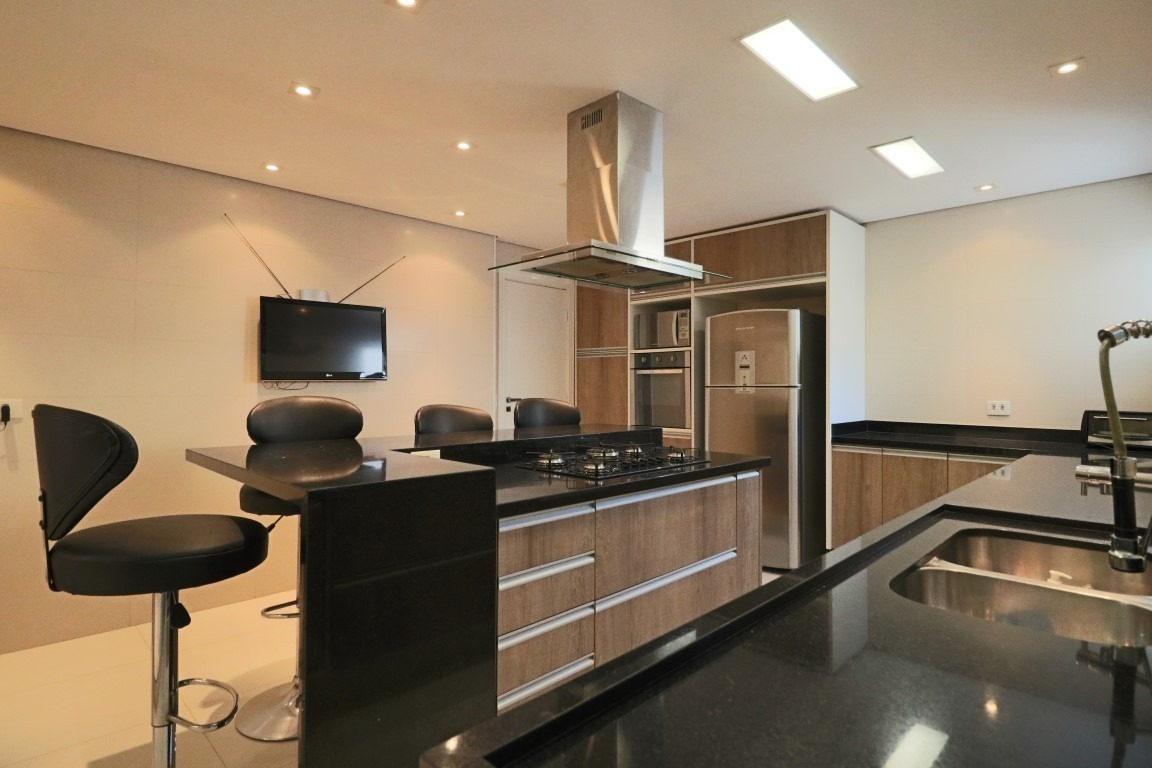Apartamento mobiliado para locação, com vista privilegiada. – 20555