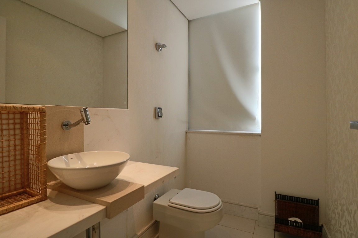 Apartamento mobiliado para locação, com vista privilegiada. – 20555