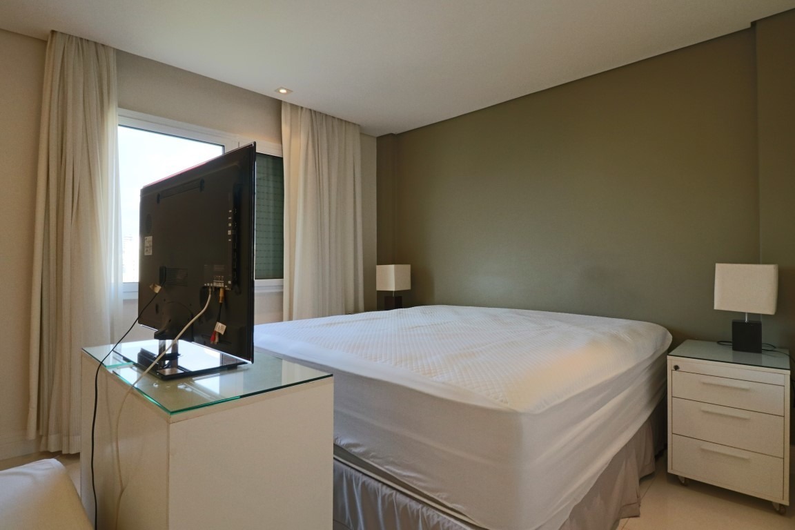Apartamento mobiliado para locação, com vista privilegiada. – 20555