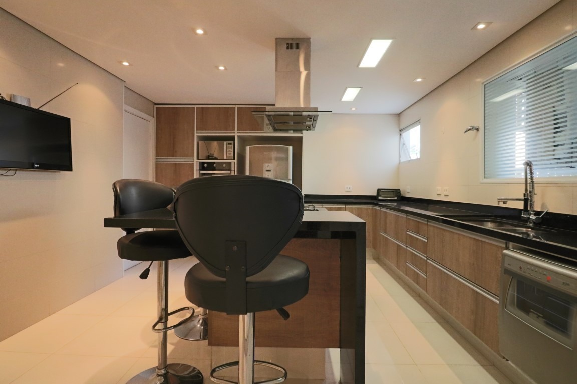 Apartamento mobiliado para locação, com vista privilegiada. – 20555