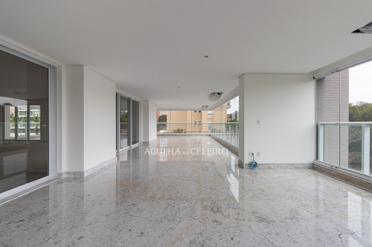 Apartamento amplo com vista para o Ibirapuera à venda no Paraiso – 20620