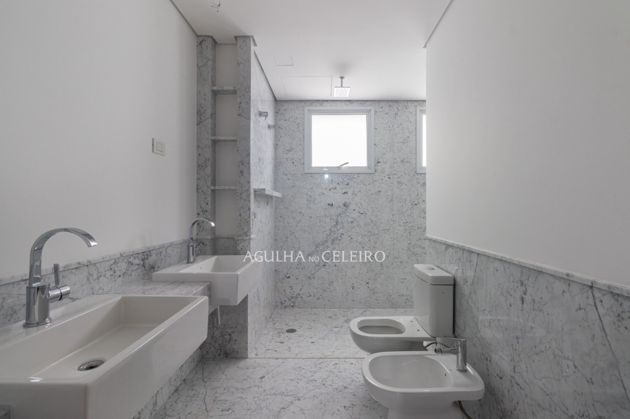 Apartamento amplo com vista para o Ibirapuera à venda no Paraiso – 20620