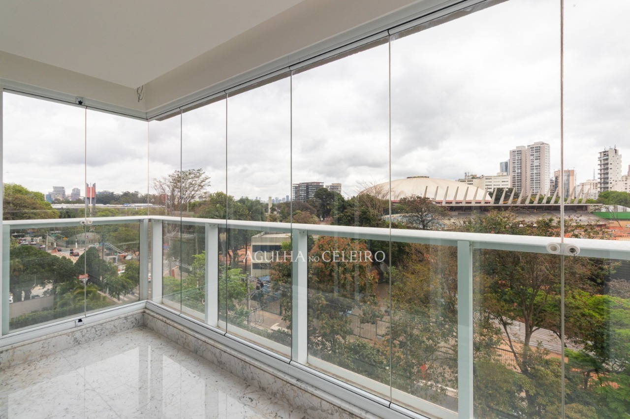 Apartamento amplo com vista para o Ibirapuera à venda no Paraiso – 20620