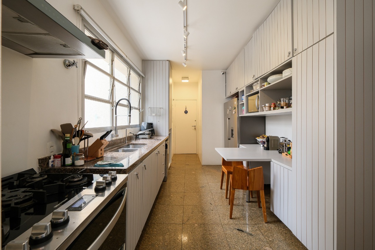 Apartamento à venda colocado no Ibirapuera. – 20638