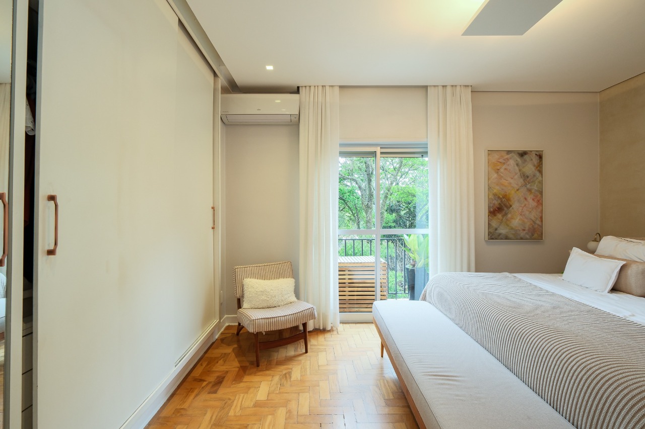 Apartamento à venda colocado no Ibirapuera. – 20638