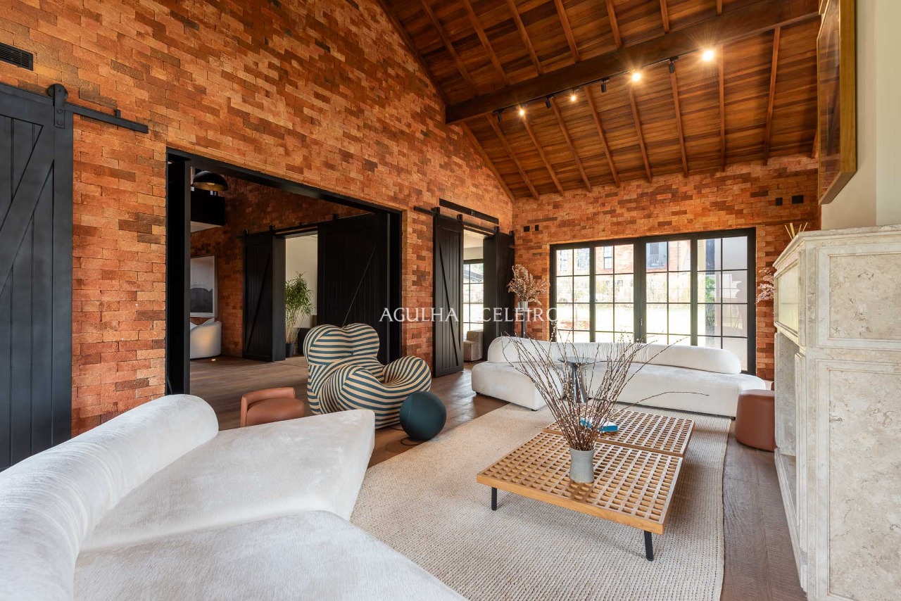 Barn House à venda na Fazenda Boa Vista – 20649