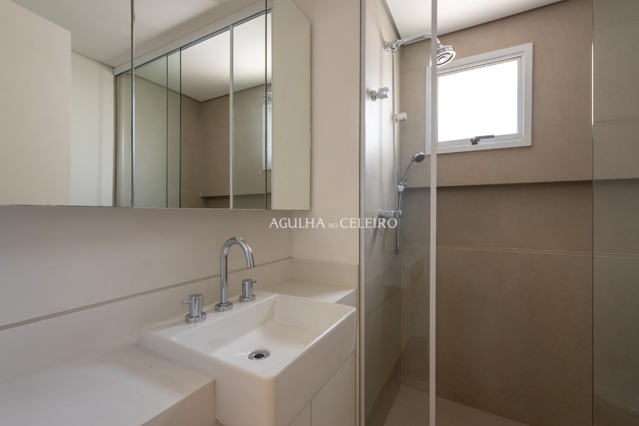 Elegância e conforto no coração de Moema. – 20748