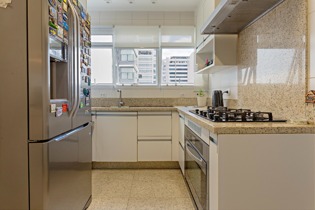 Apartamento com terraço gourmet e vista aberta em andar alto – 20843