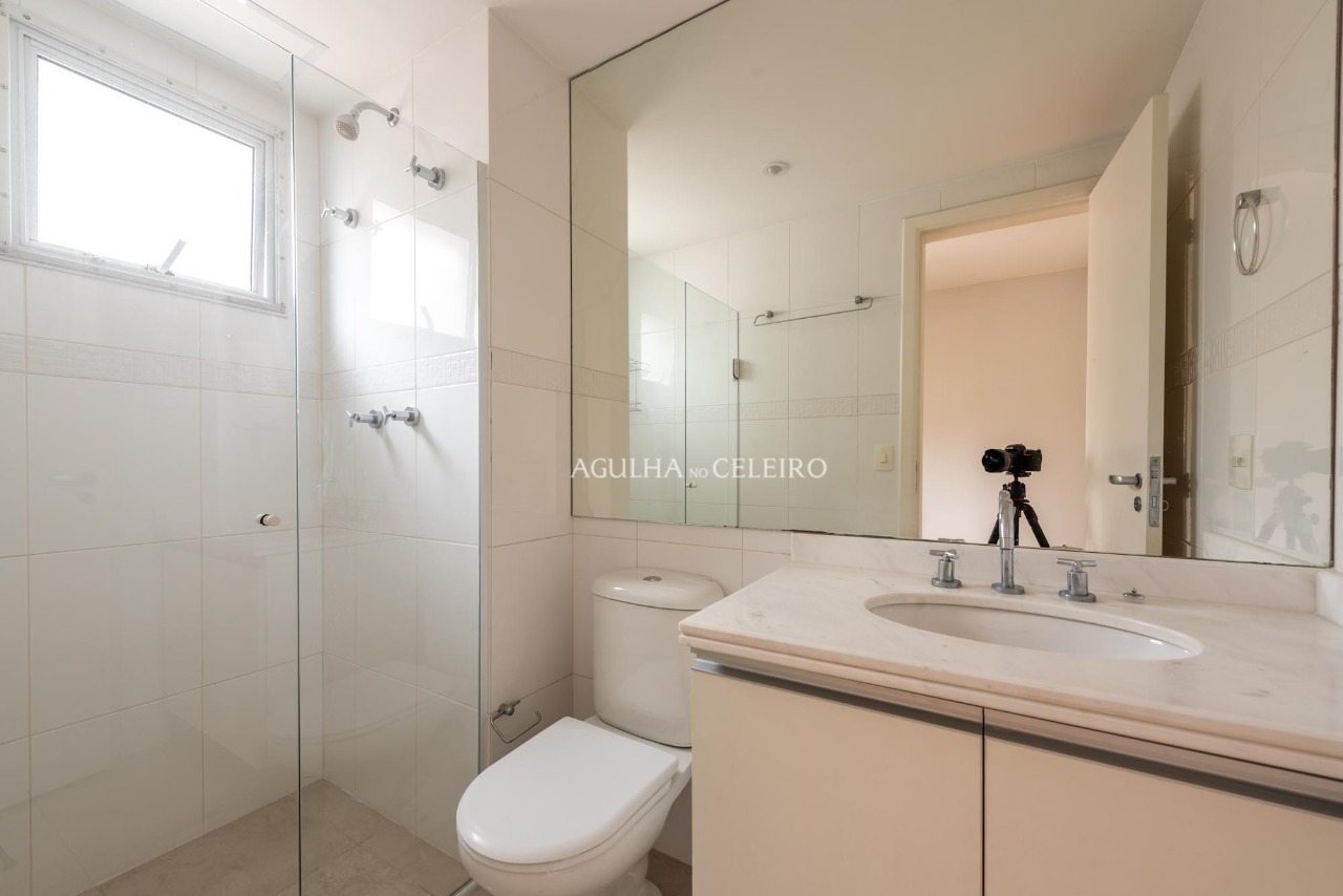 Pertinho da Praça Pereira Coutinho e Parque Ibirapuera no coração da Vila Nova Conceição. – 8824