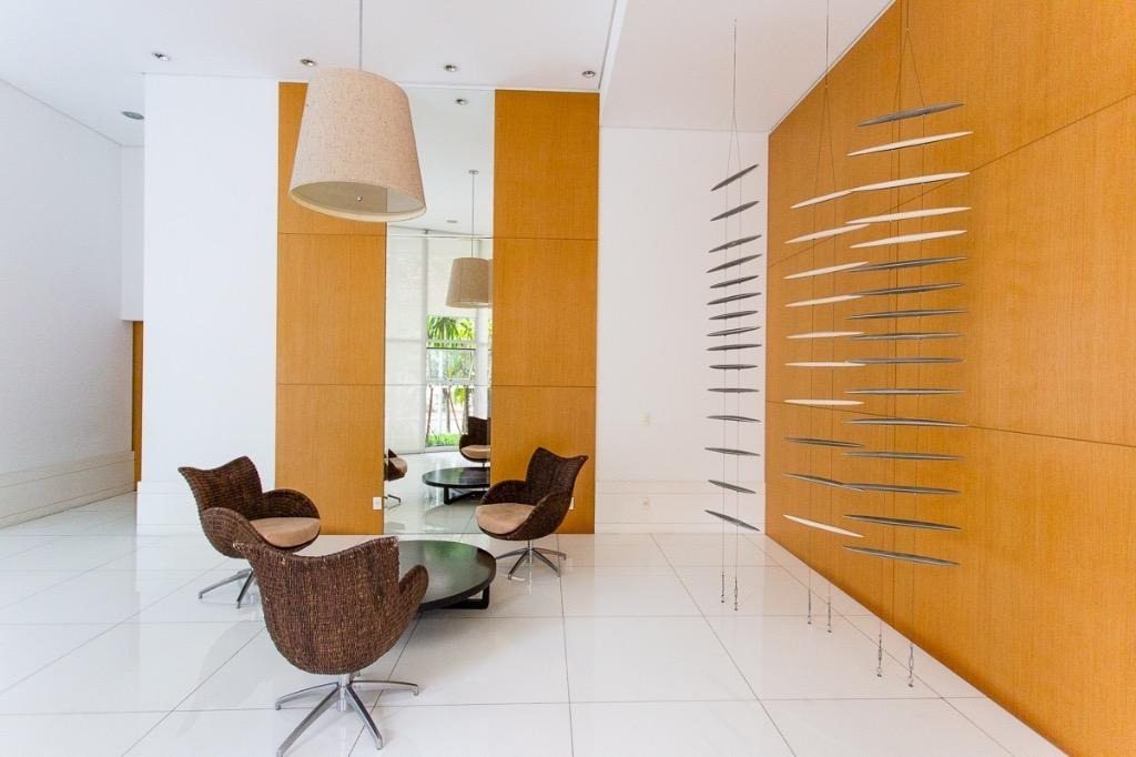 Pertinho da Praça Pereira Coutinho e Parque Ibirapuera no coração da Vila Nova Conceição. – 8824