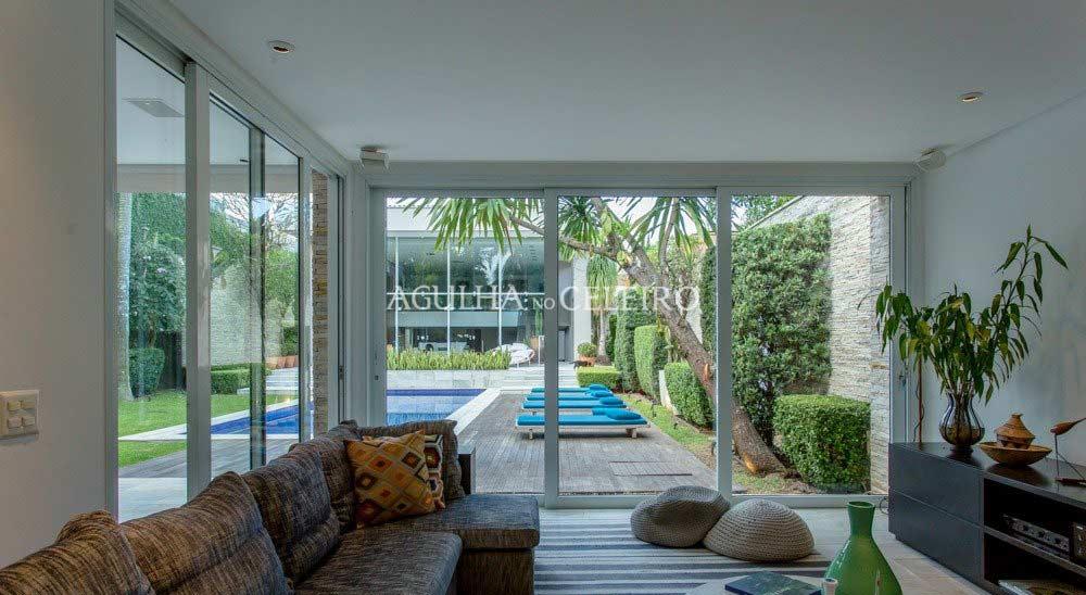 Venda/Jardim Europa: casa moderna projetada por Clarissa Strauss – CA0667
