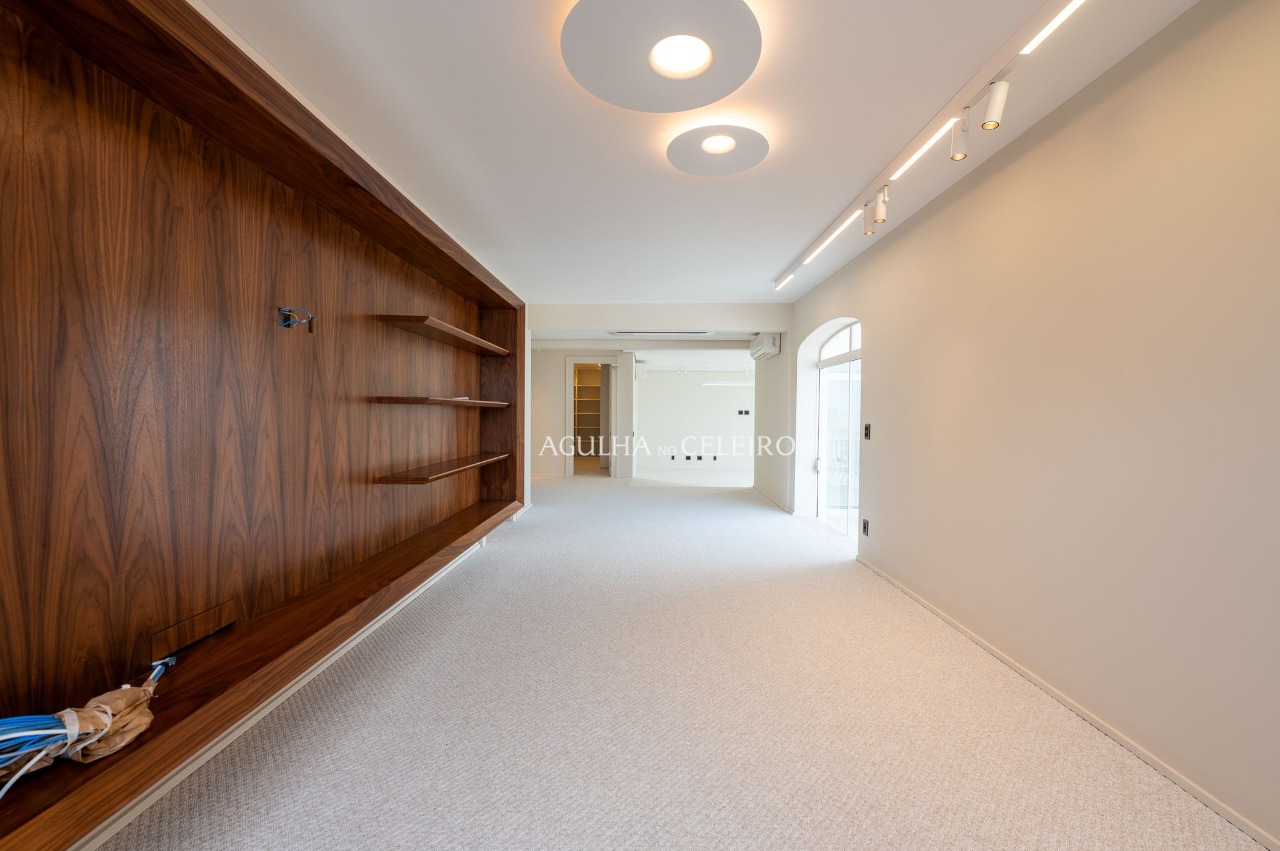 Cobertura com piscina e vista skyline à venda no Jardim América – 12898