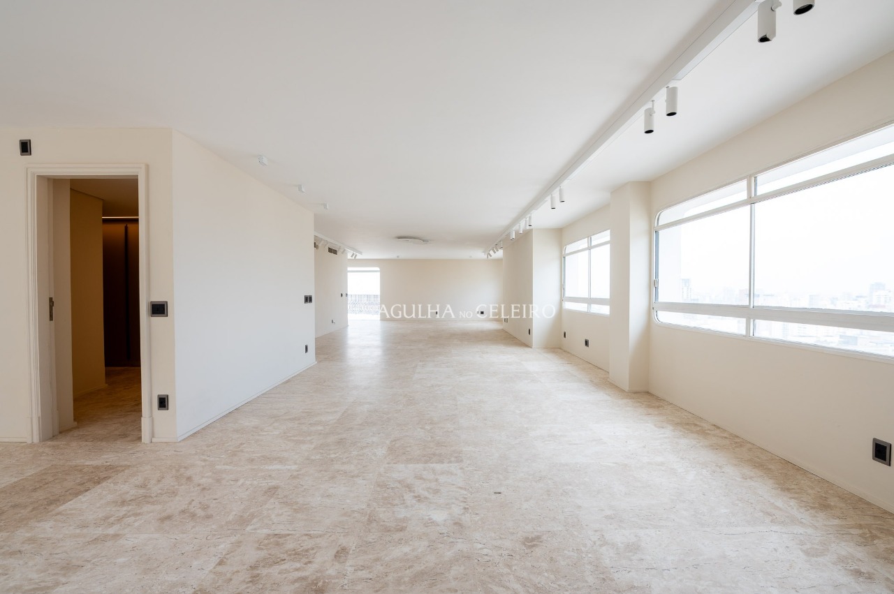 Cobertura com piscina e vista skyline à venda no Jardim América – 12898