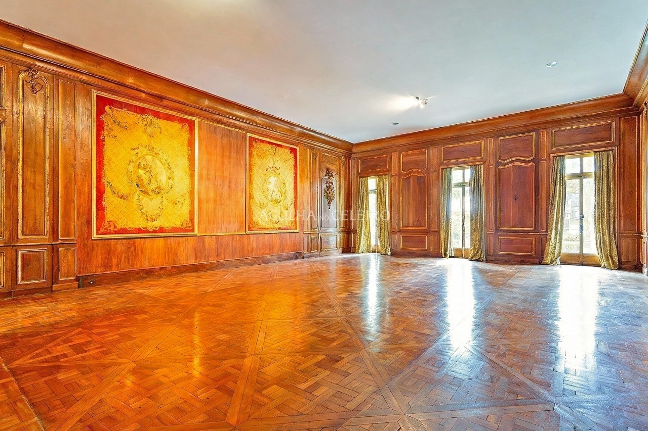 Casa maravilhosa à venda no Jardim América – 17581