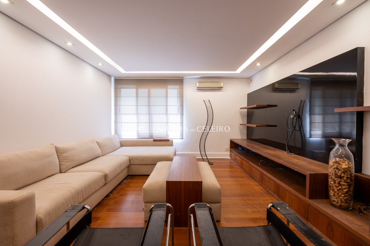 Casa com piscina à venda ou locação em Alto de Pinheiros – 19124