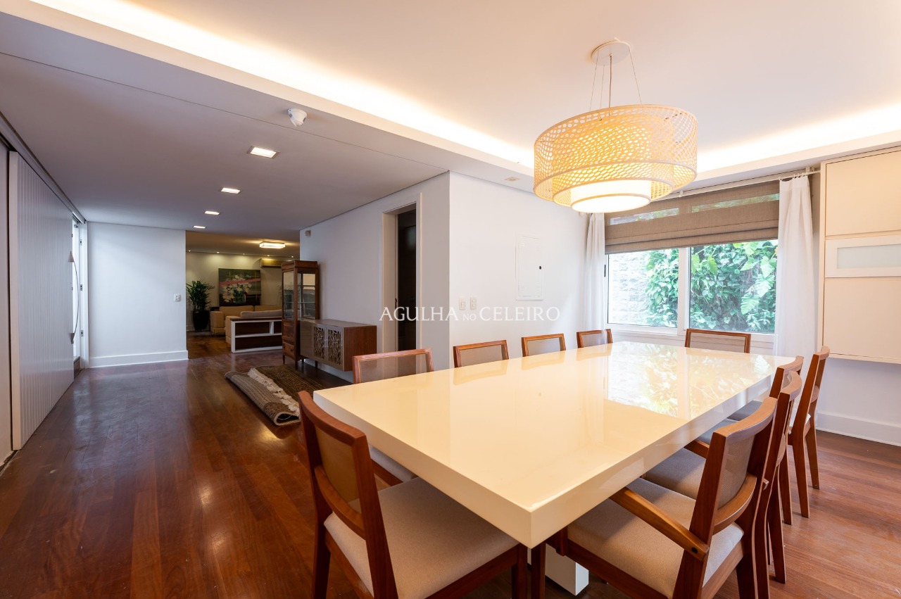 Casa com piscina à venda ou locação em Alto de Pinheiros – 19124