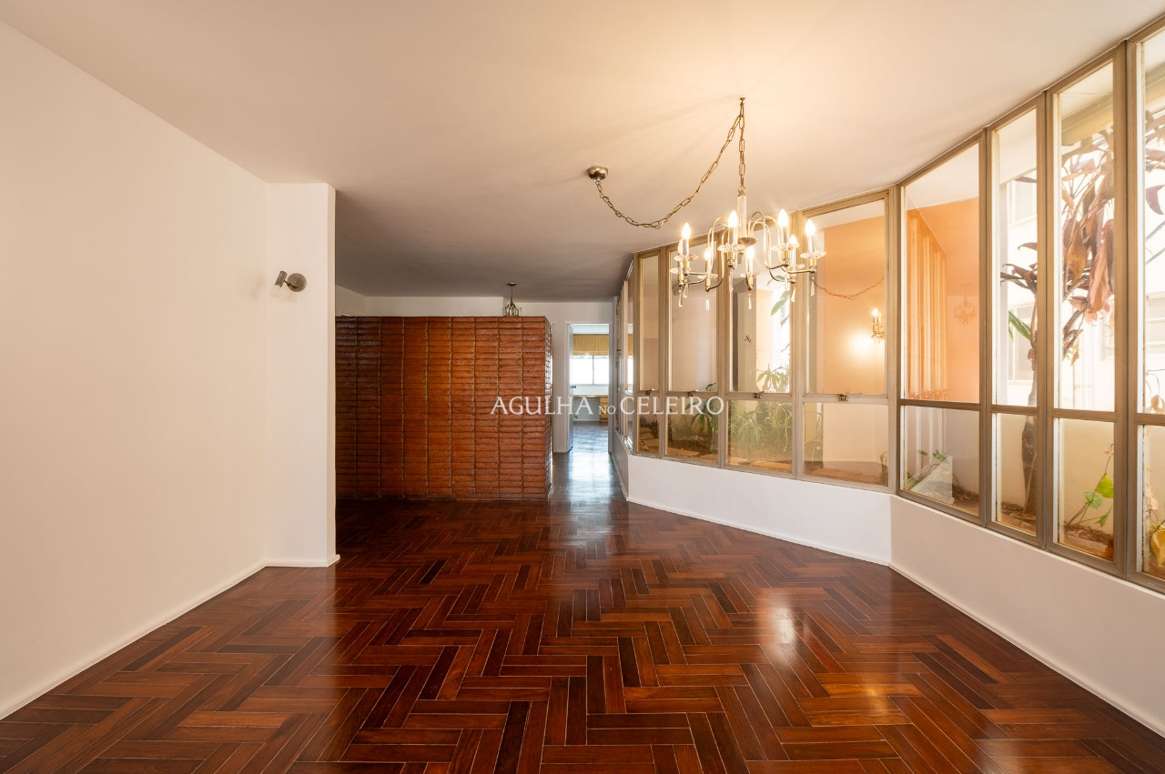 Apartamento espaçoso e elegante no Jardim América. – 19881