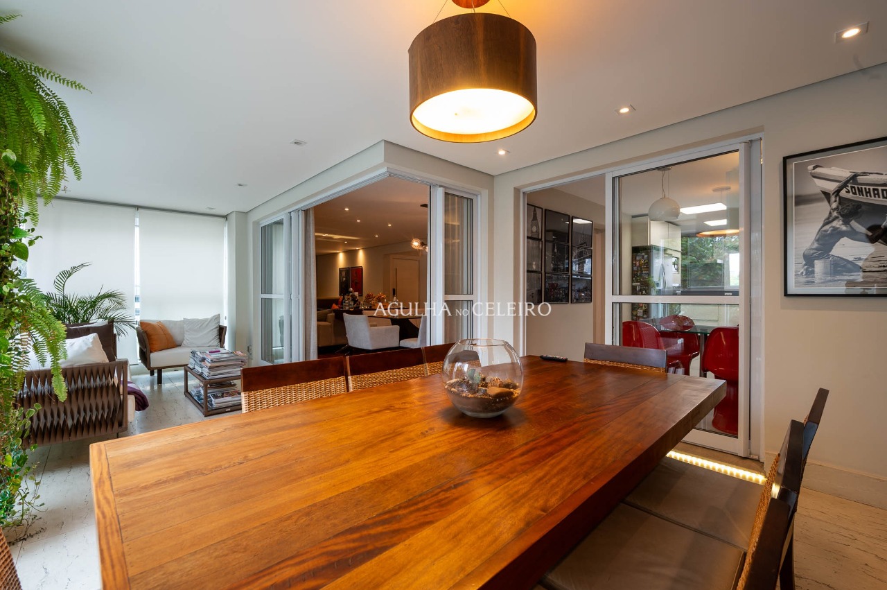 Um apartamento que une elegância, conforto e sofisticação em cada detalhe. – 20276