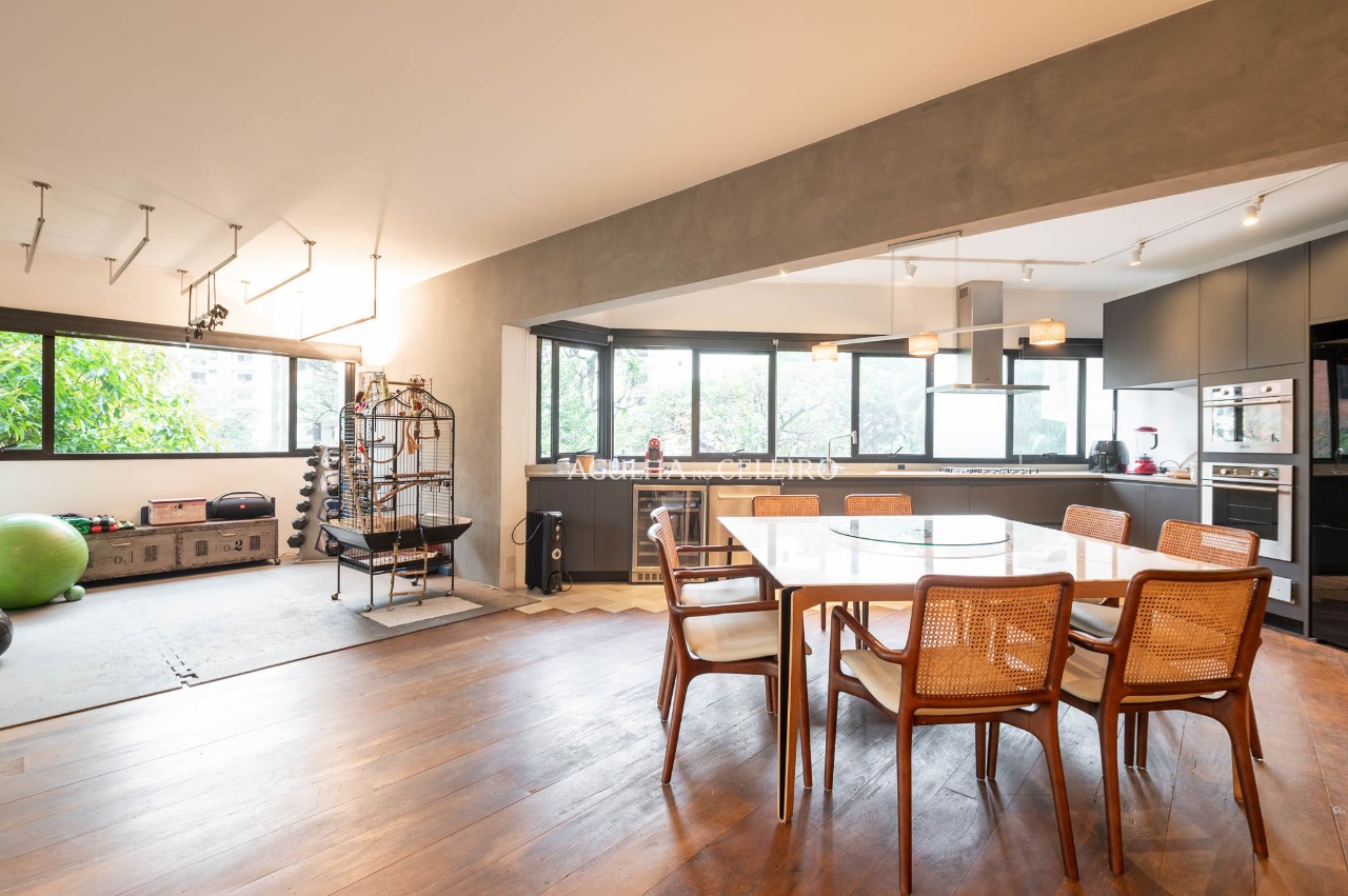 Lindo e moderno apartamento à venda em Moema. – 20525